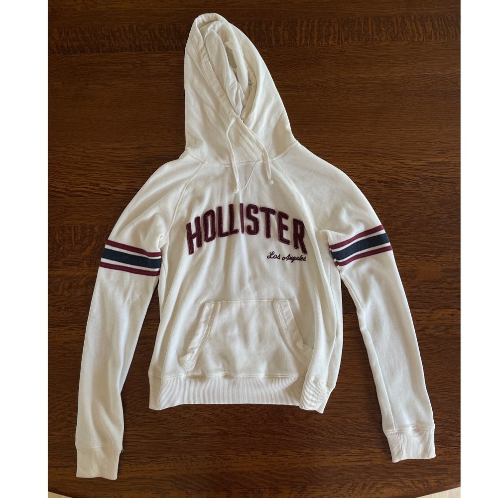 Hollister Women's Sweatshirt